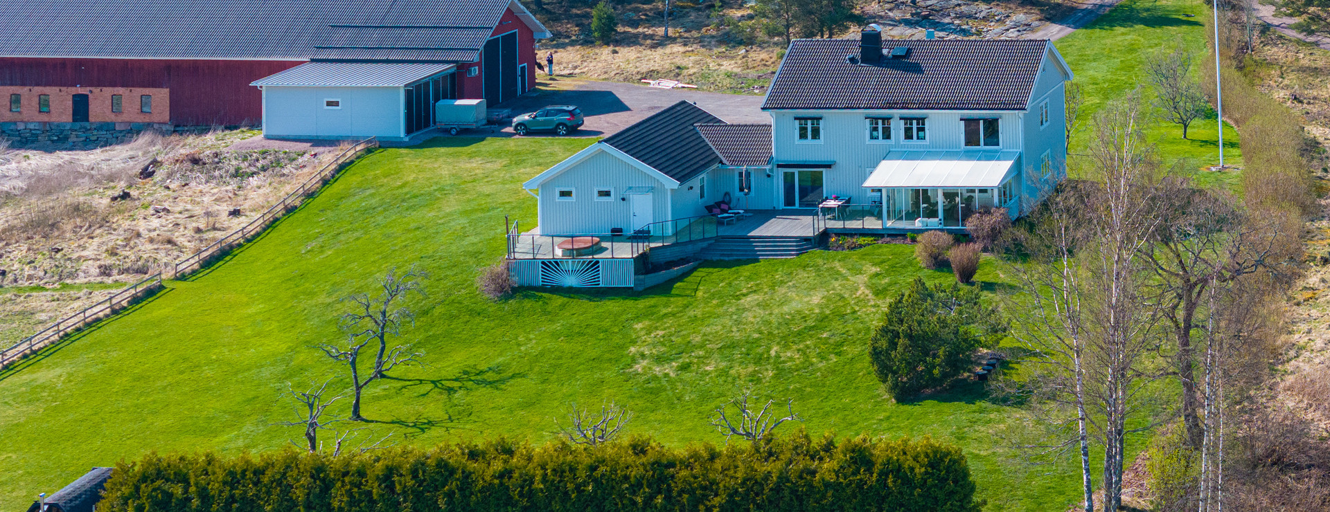 Hallanda Gård - Vid Vänerns strand