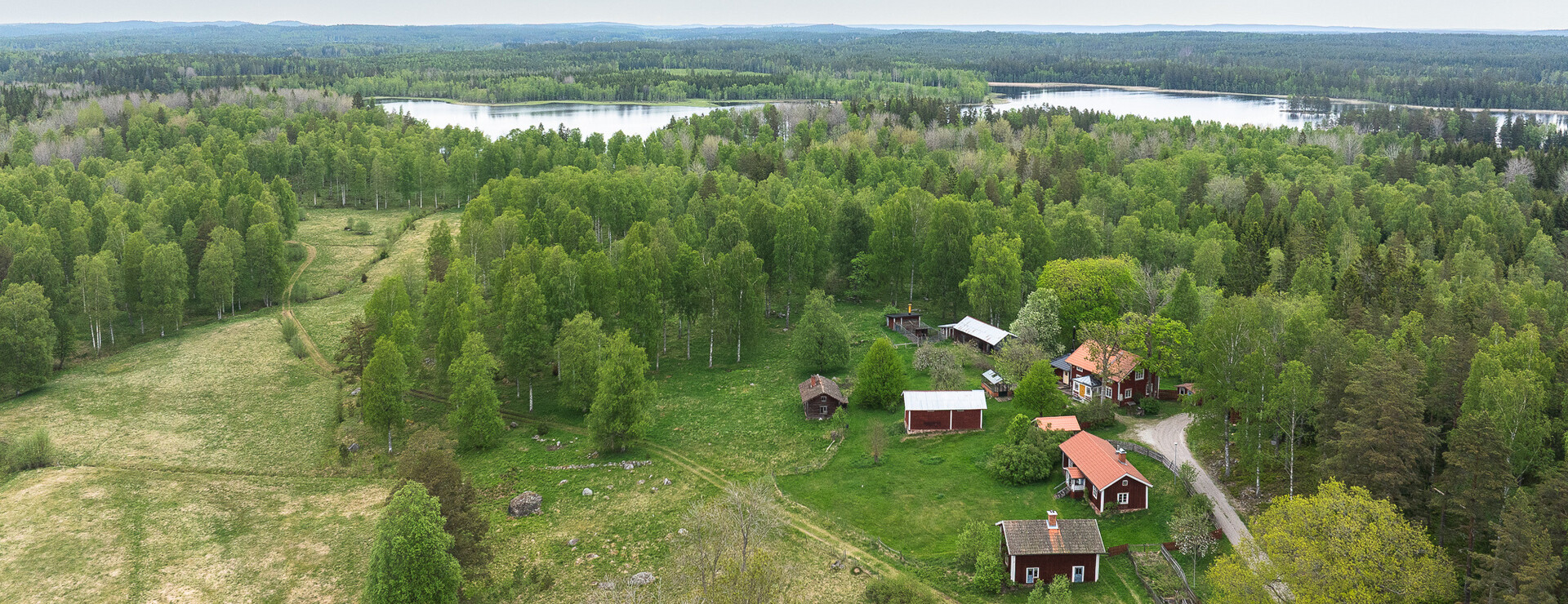 Römyra - Skog? Gård? Ett Paradis!