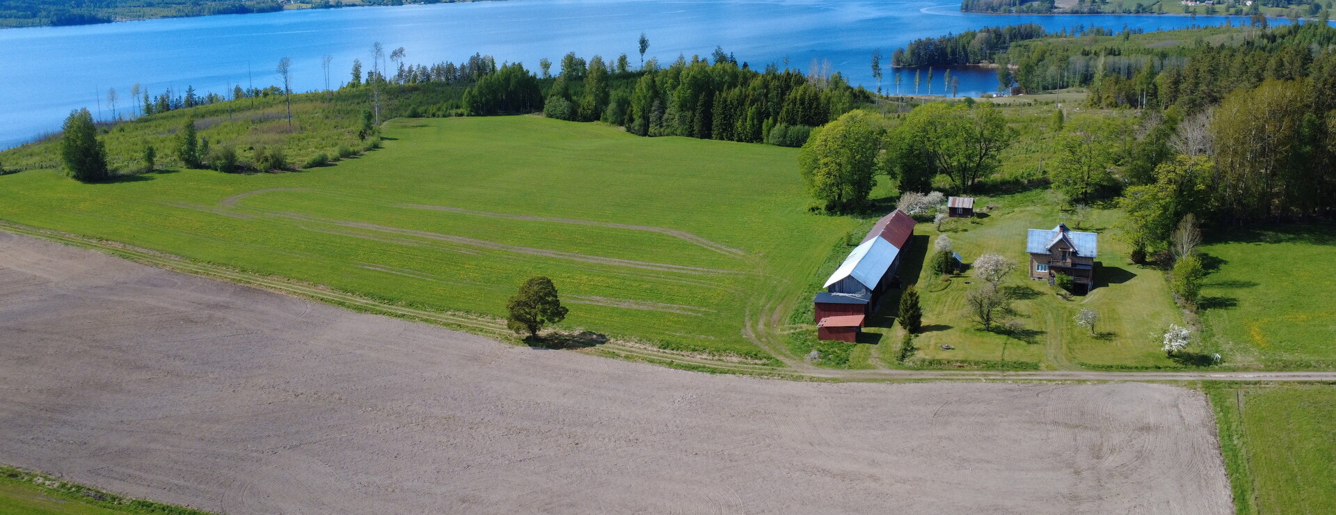 Bävik - Gård i Östra Ämtervik