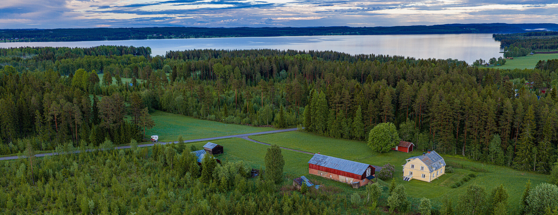 Loke - Lantlig gård